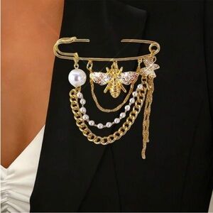 Gold-Tone Bee Safety Pin Brooch with Pearl and Chains